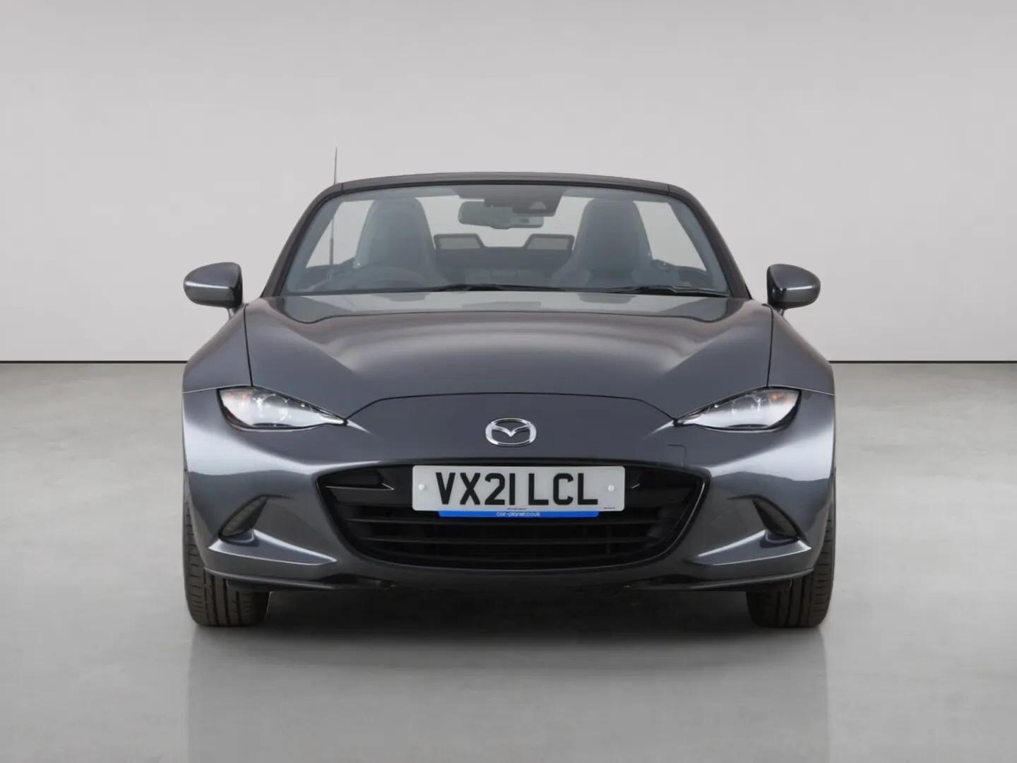 Mazda MX-5 view 7