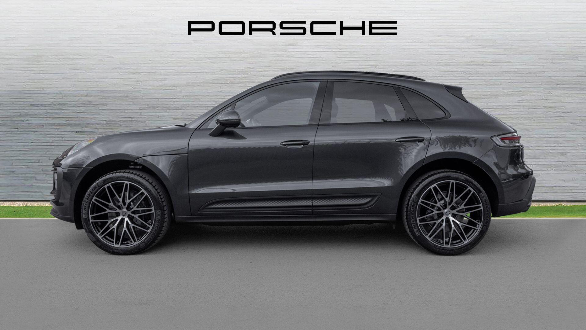 Porsche Macan view 6