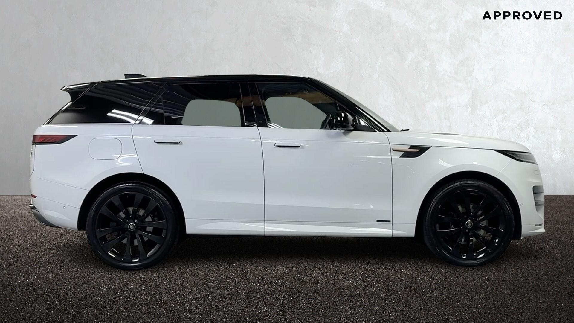 Land Rover Range Rover Sport view 5