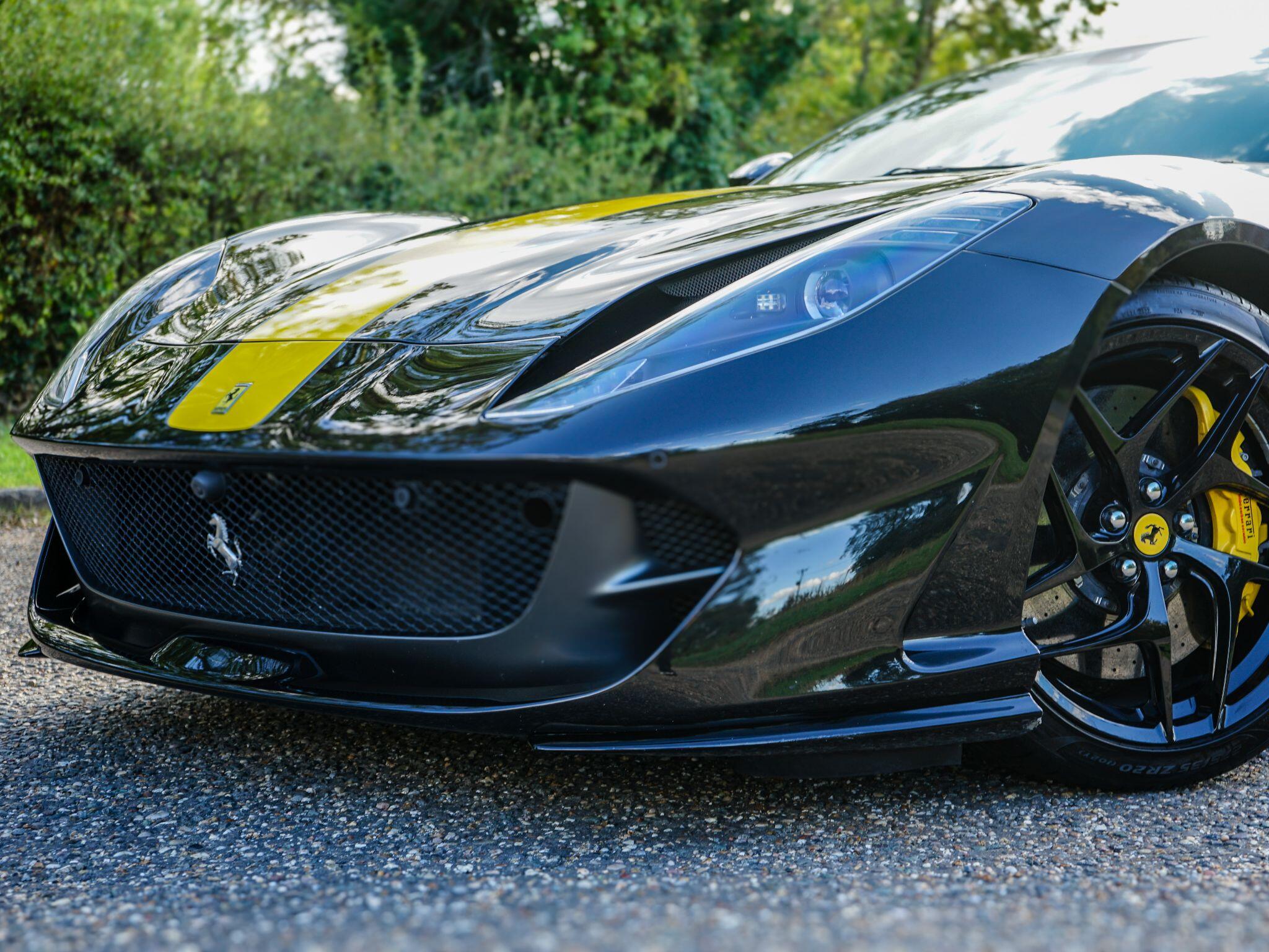 Ferrari 812 view 9