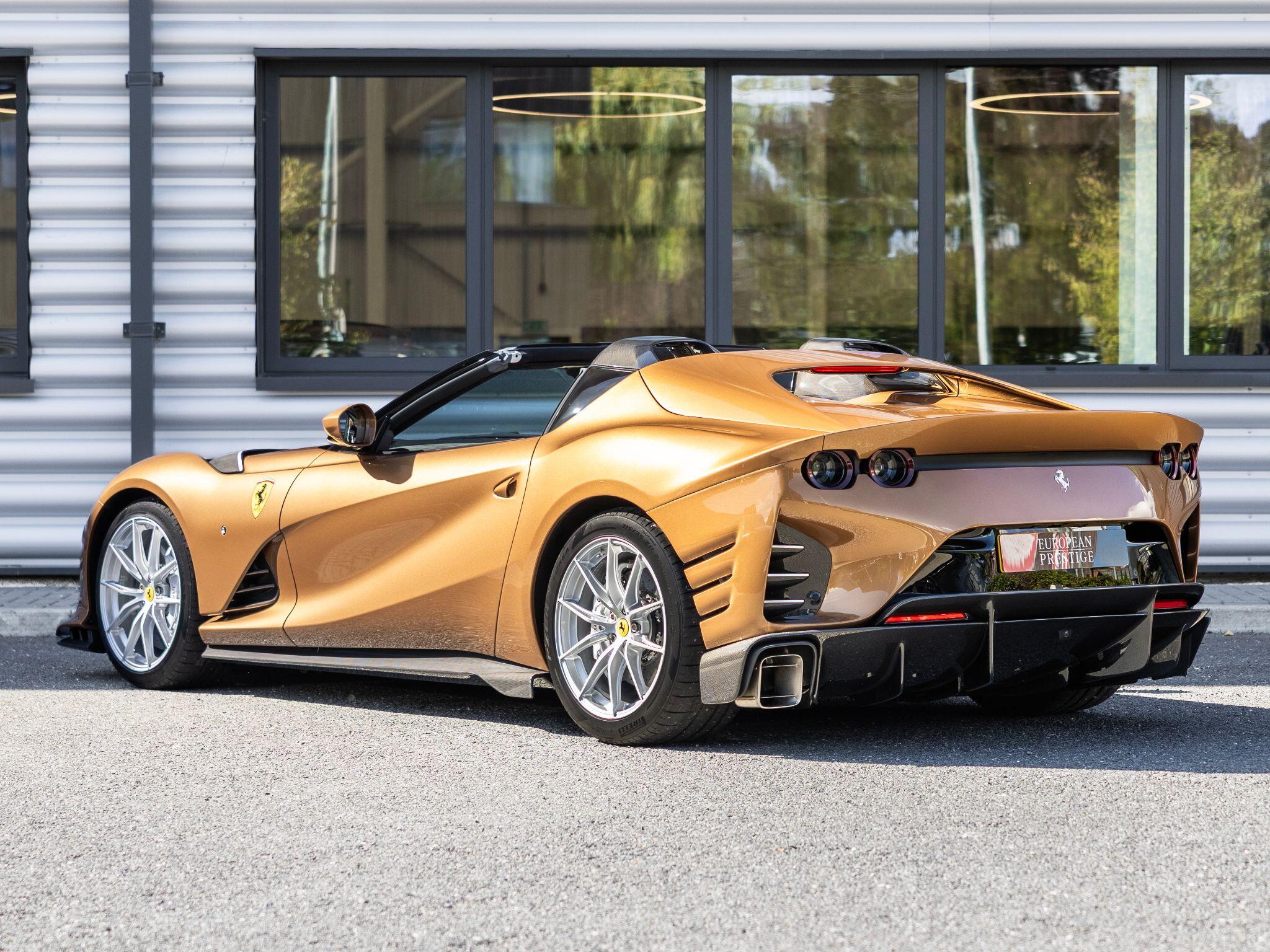 Ferrari 812 view 5
