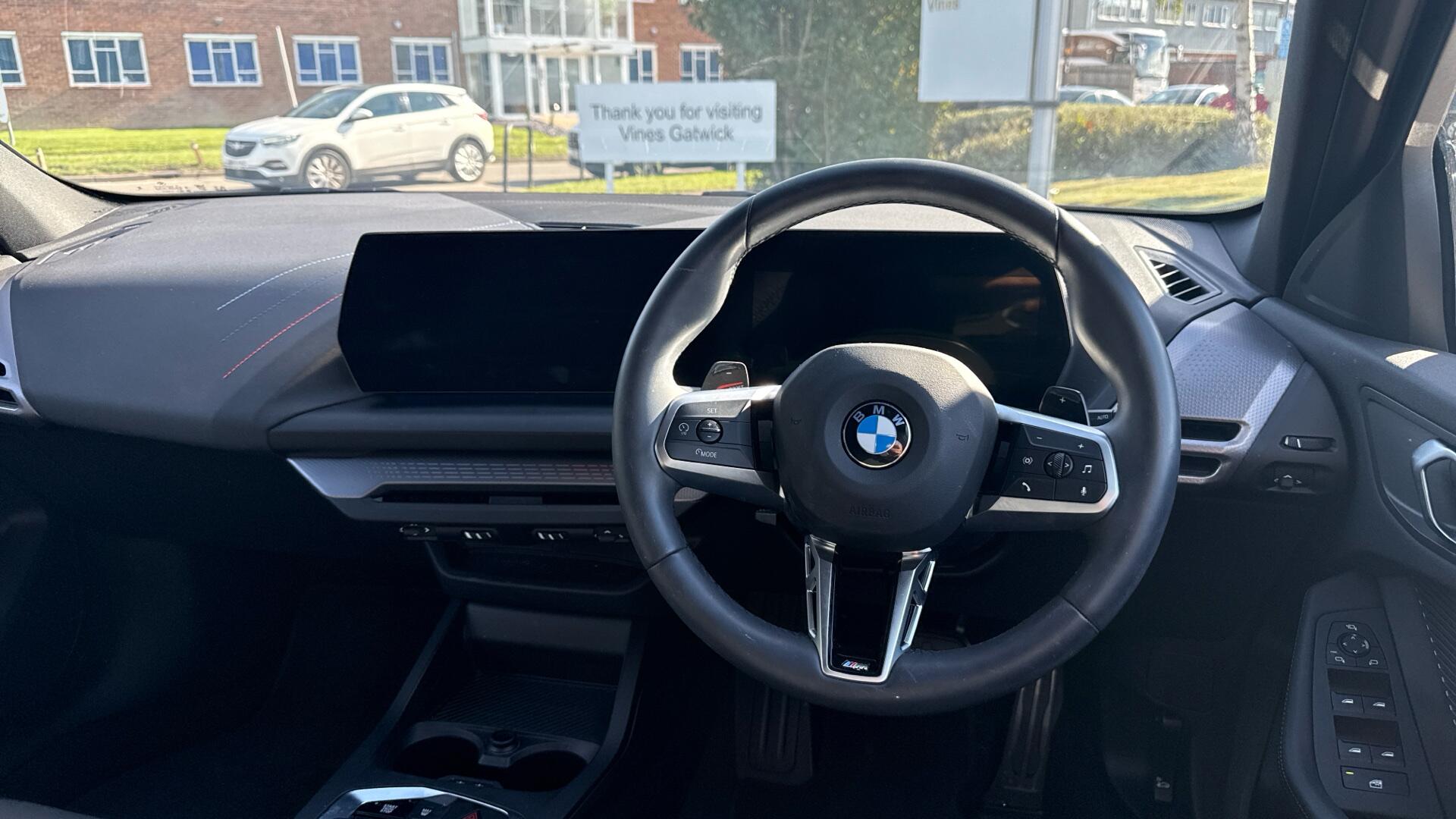 BMW 1 Series view 5