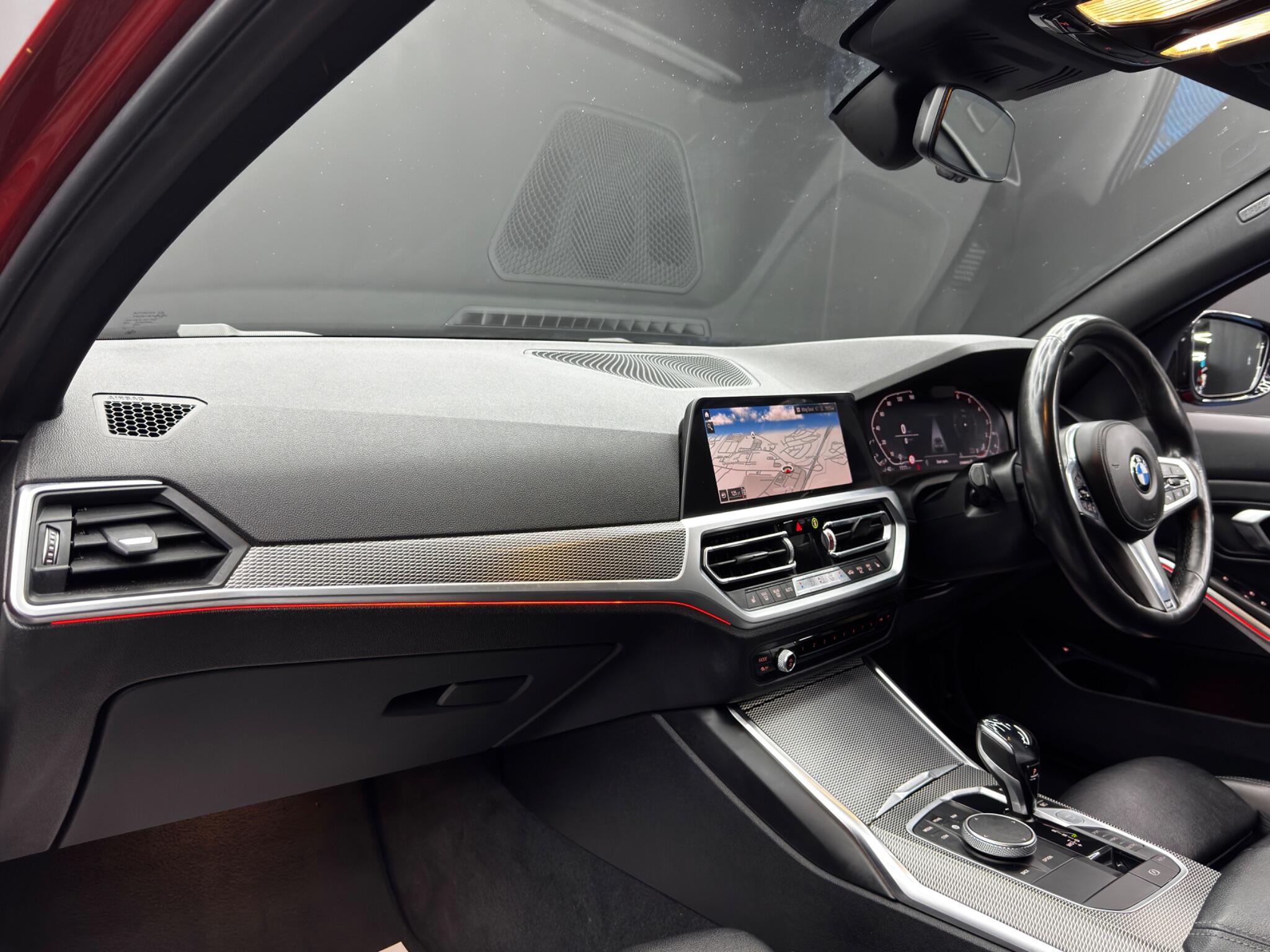 BMW 3 Series view 11