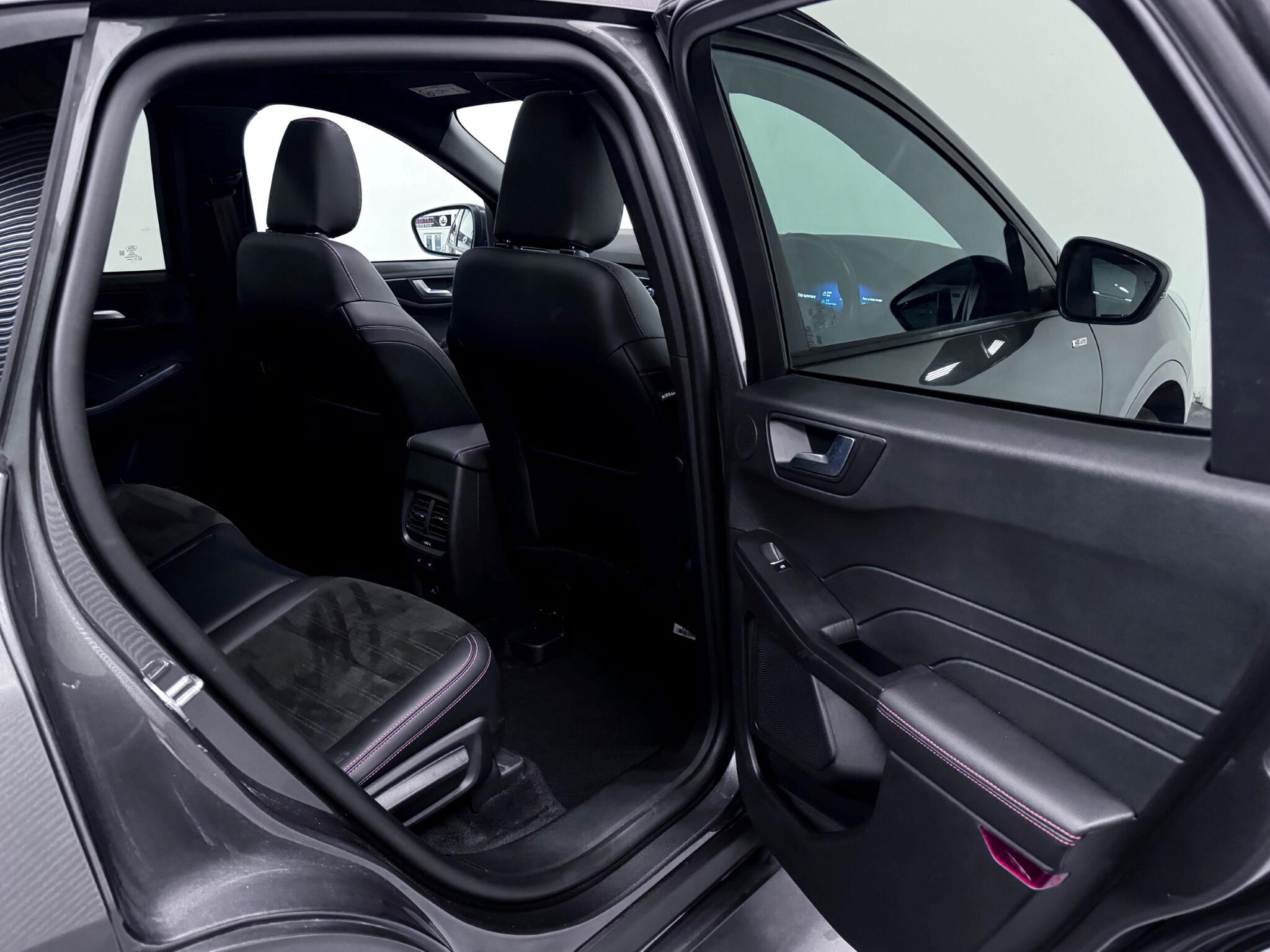 Ford Kuga view 8