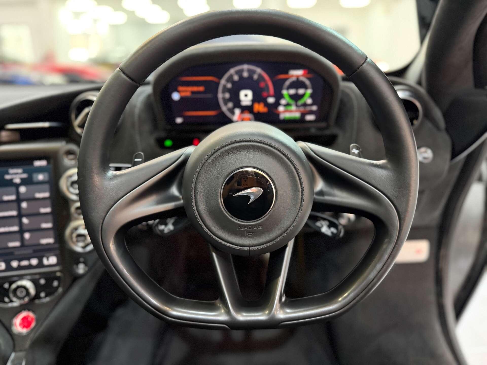 Mclaren 720s view 34