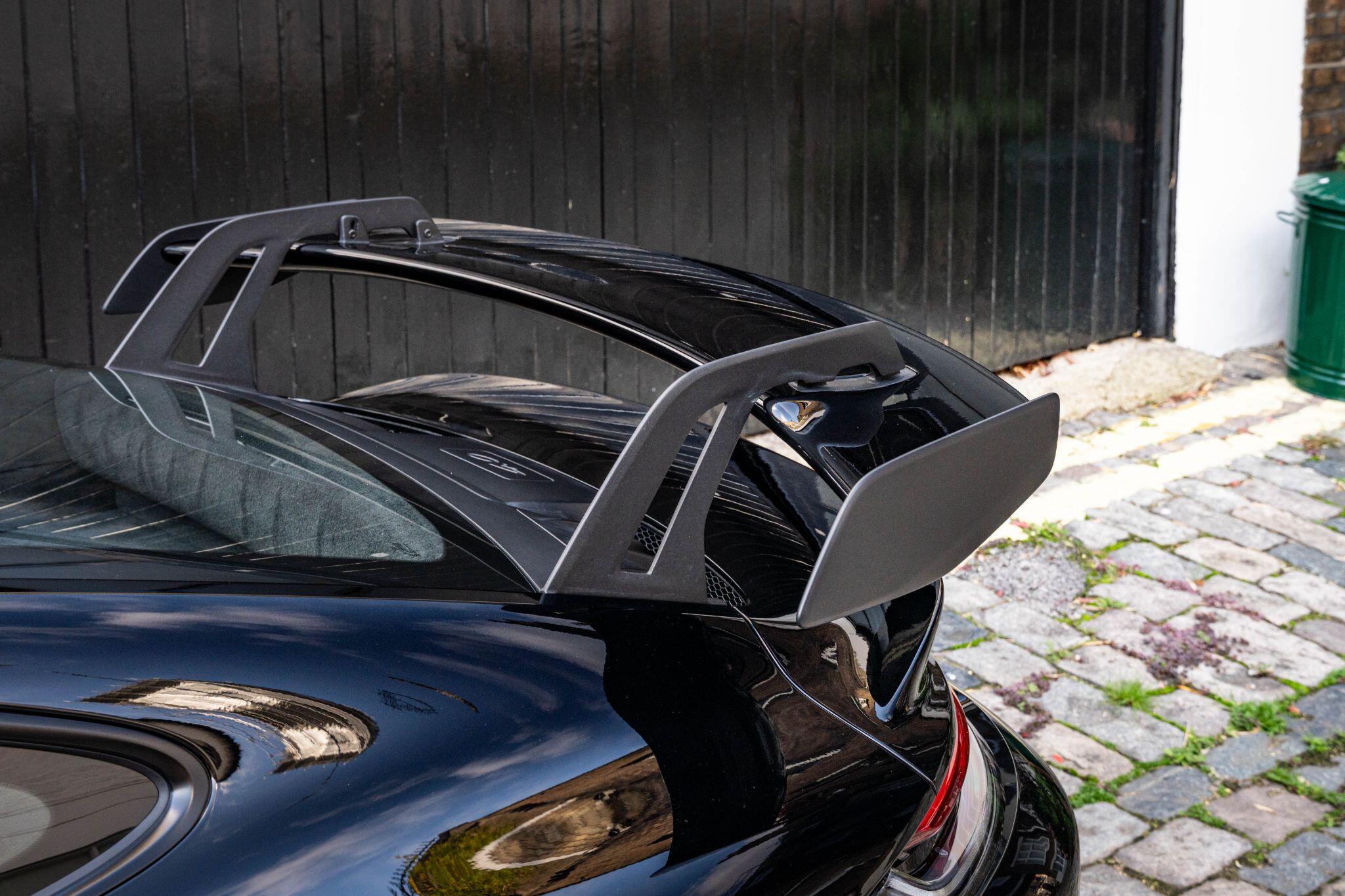 Porsche 911 view 54