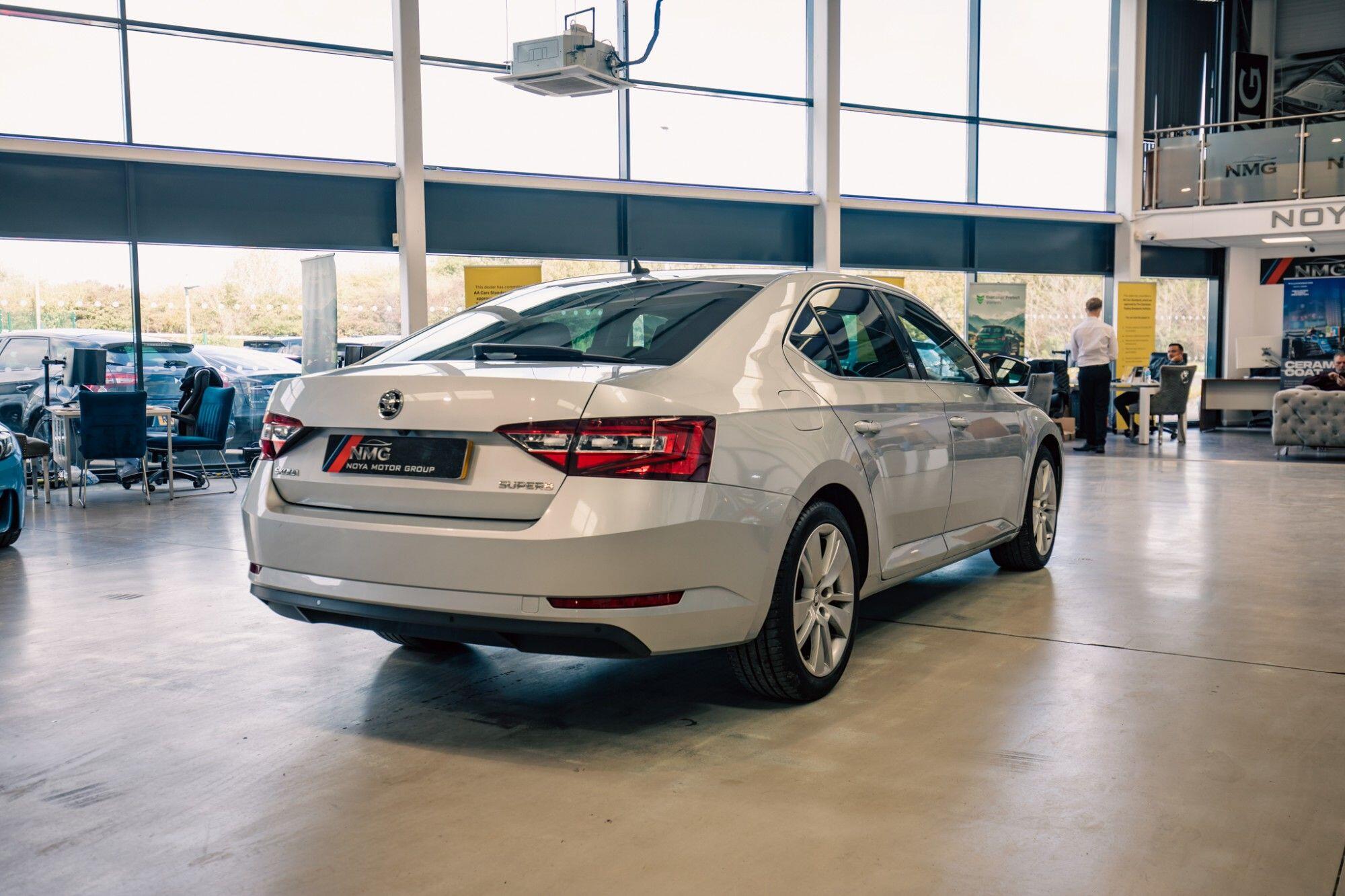 Skoda Superb view 26