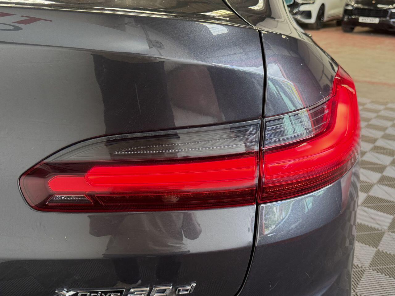 BMW X4 view 29