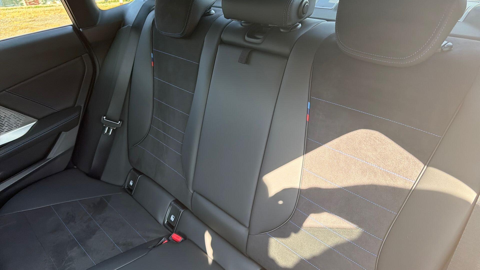 BMW 2 Series view 12