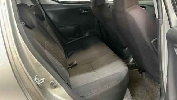 Nissan Pixo view 11