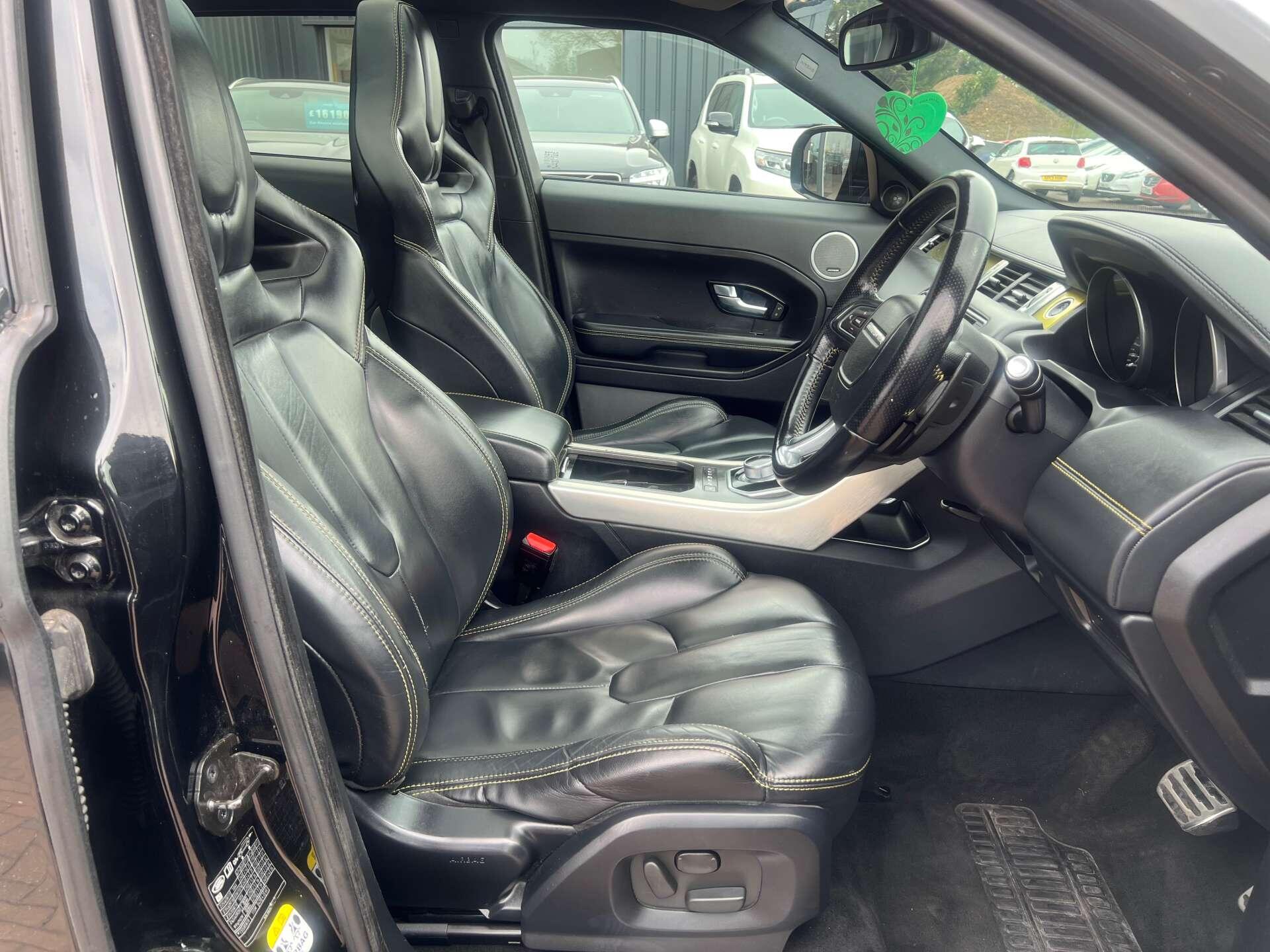 Land Rover Range Rover Evoque view 19