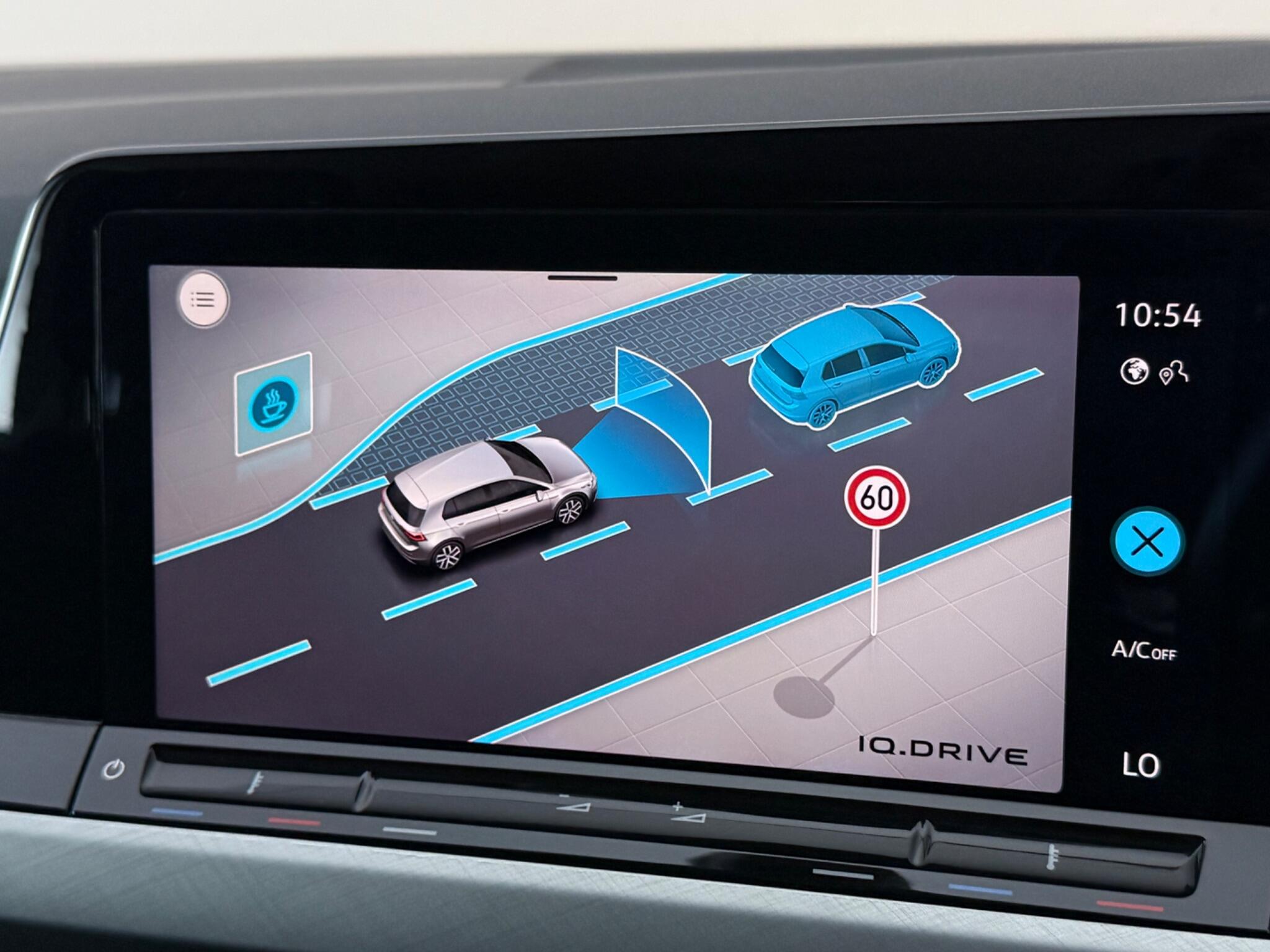 Volkswagen Golf view 21