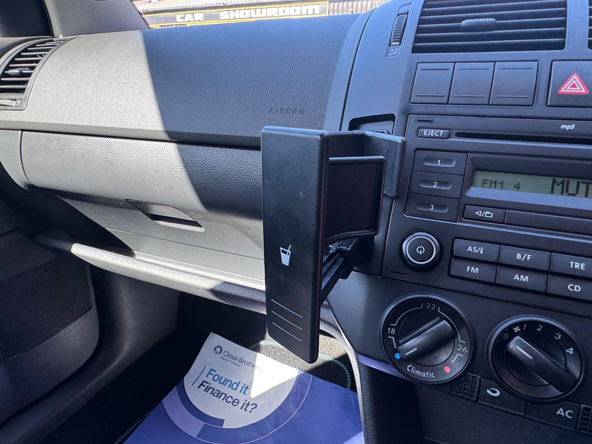 Volkswagen Polo view 16