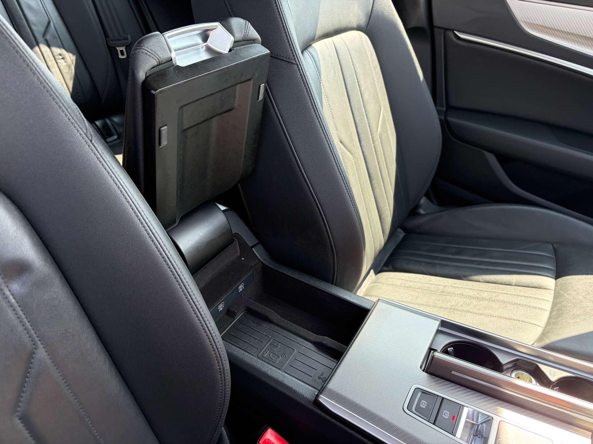Audi A6 Saloon view 41