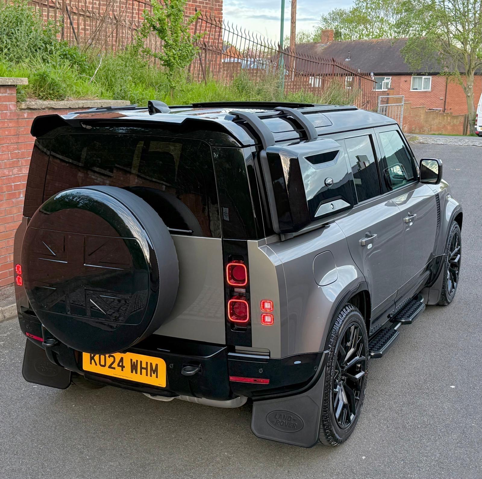 Land Rover Defender view 42