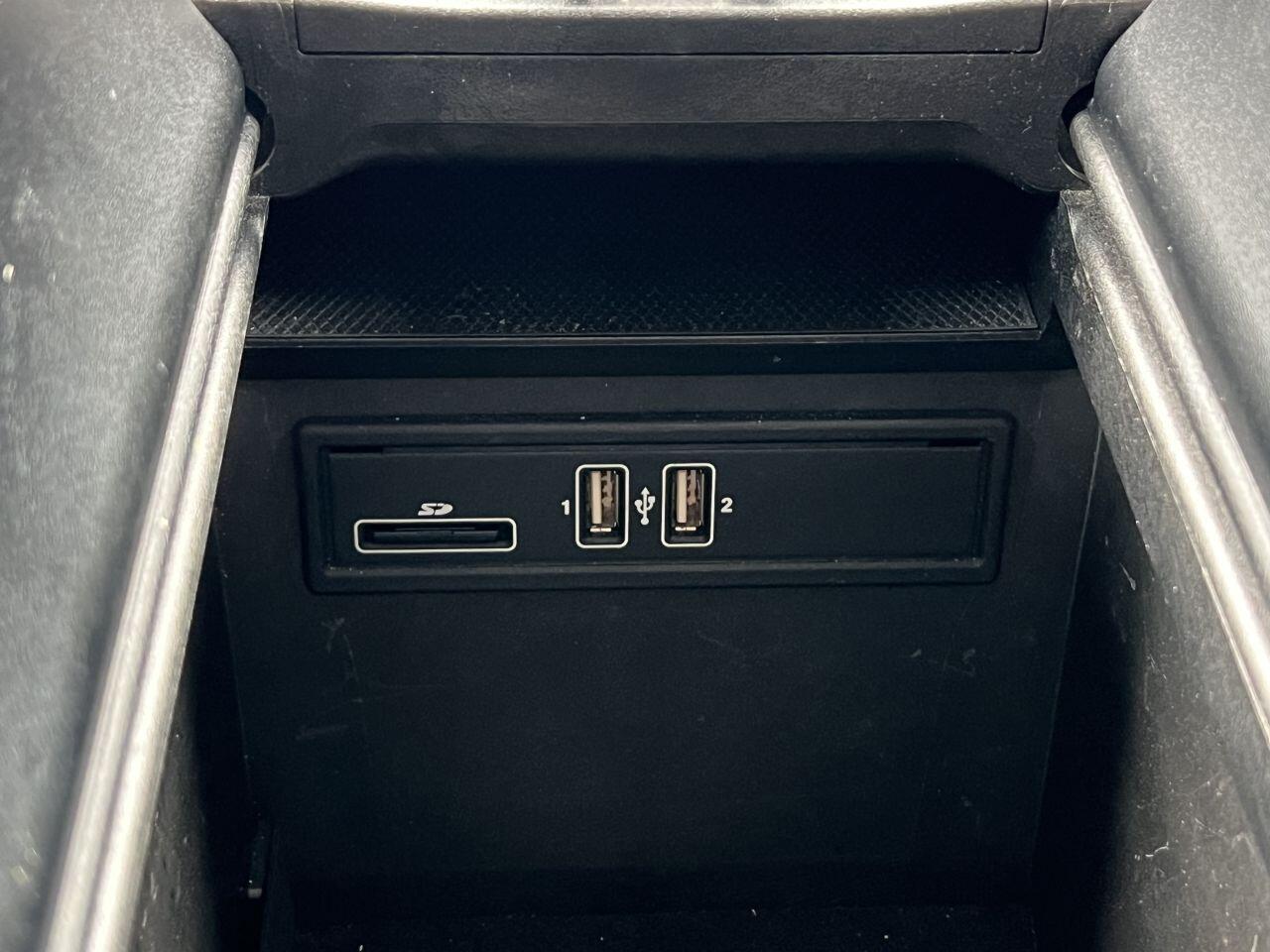 Mercedes-Benz GLC view 38