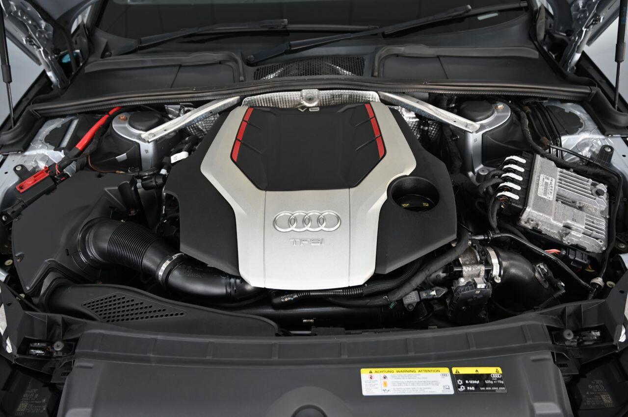 Audi S4 view 52