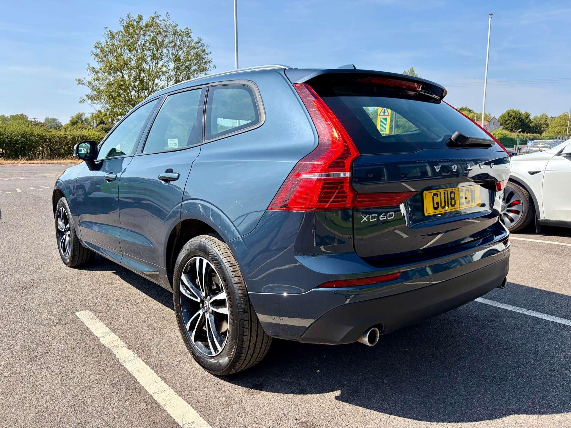 Volvo XC60 view 6