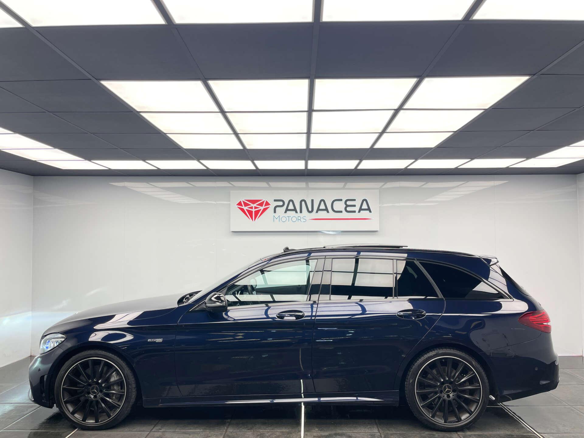 Mercedes-Benz C Class view 29