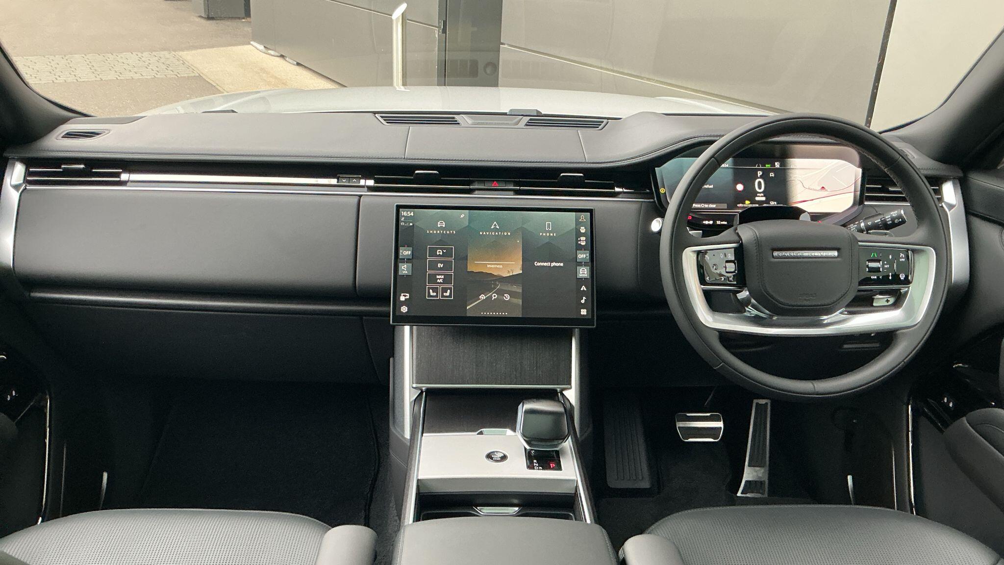 Land Rover Range Rover view 6