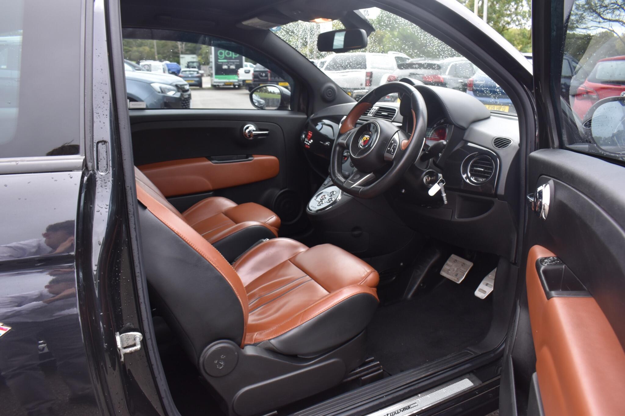 595C - 1.4 T-Jet Turismo Cabrio Auto Euro 6 2dr - Image 30