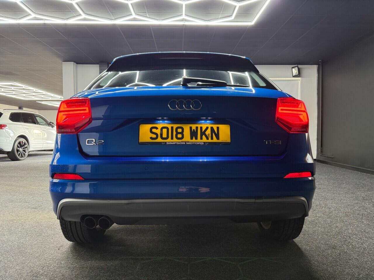 Audi Q2 view 13