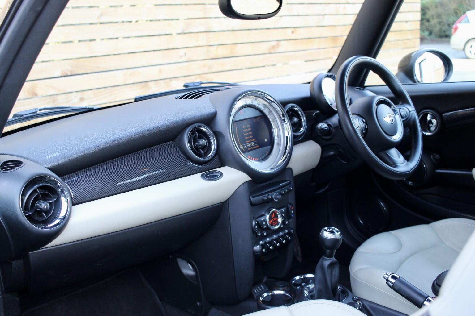 Mini Hatch view 3