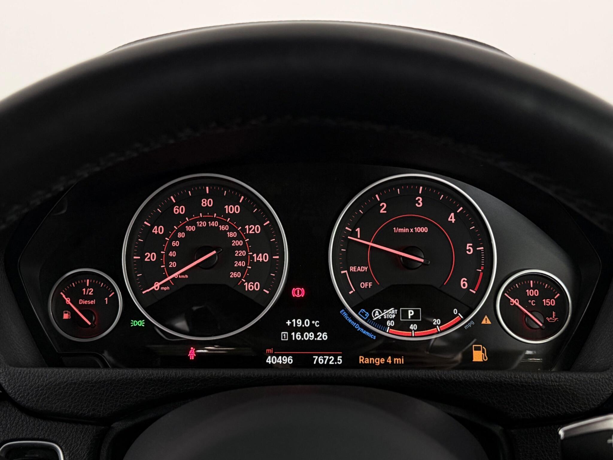 BMW 4 Series view 14