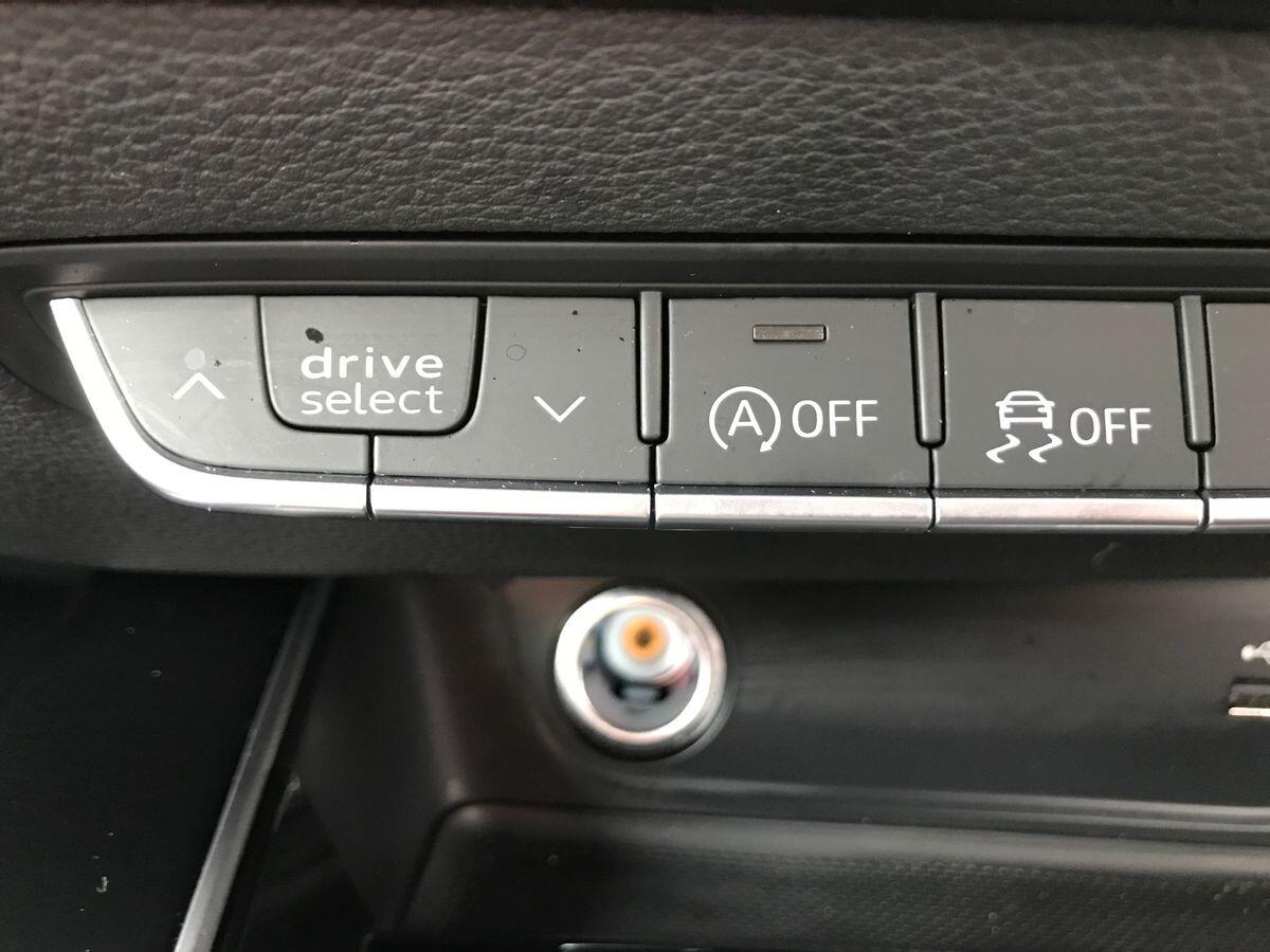 Audi A4 view 19