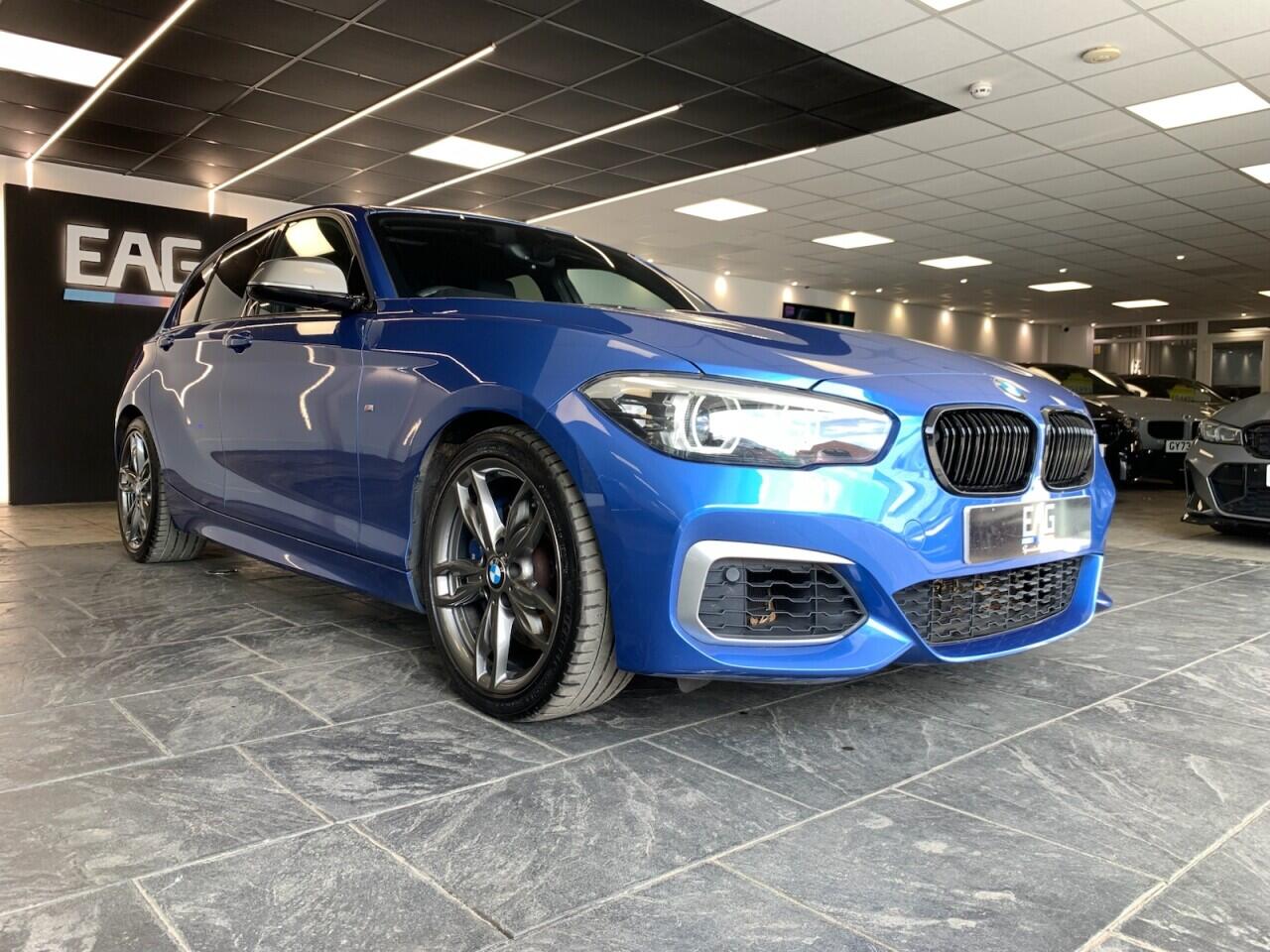 BMW 1 Series view 13