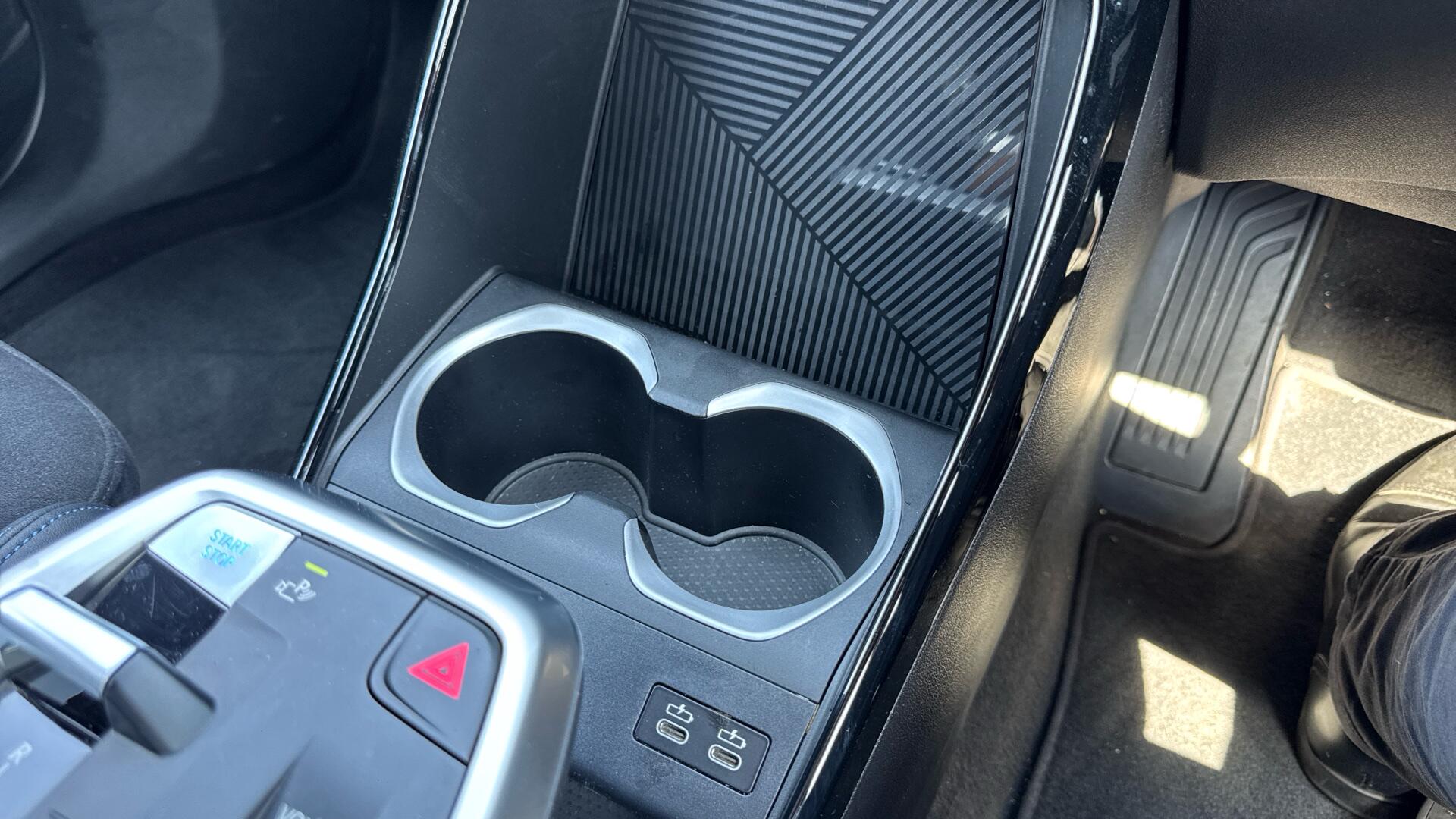BMW iX2 view 30