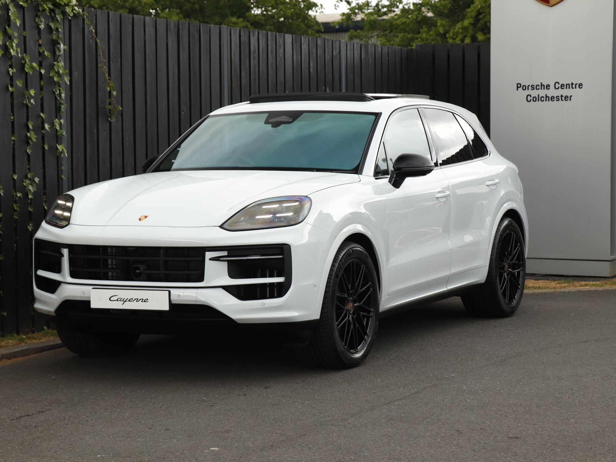 Porsche Cayenne view 36