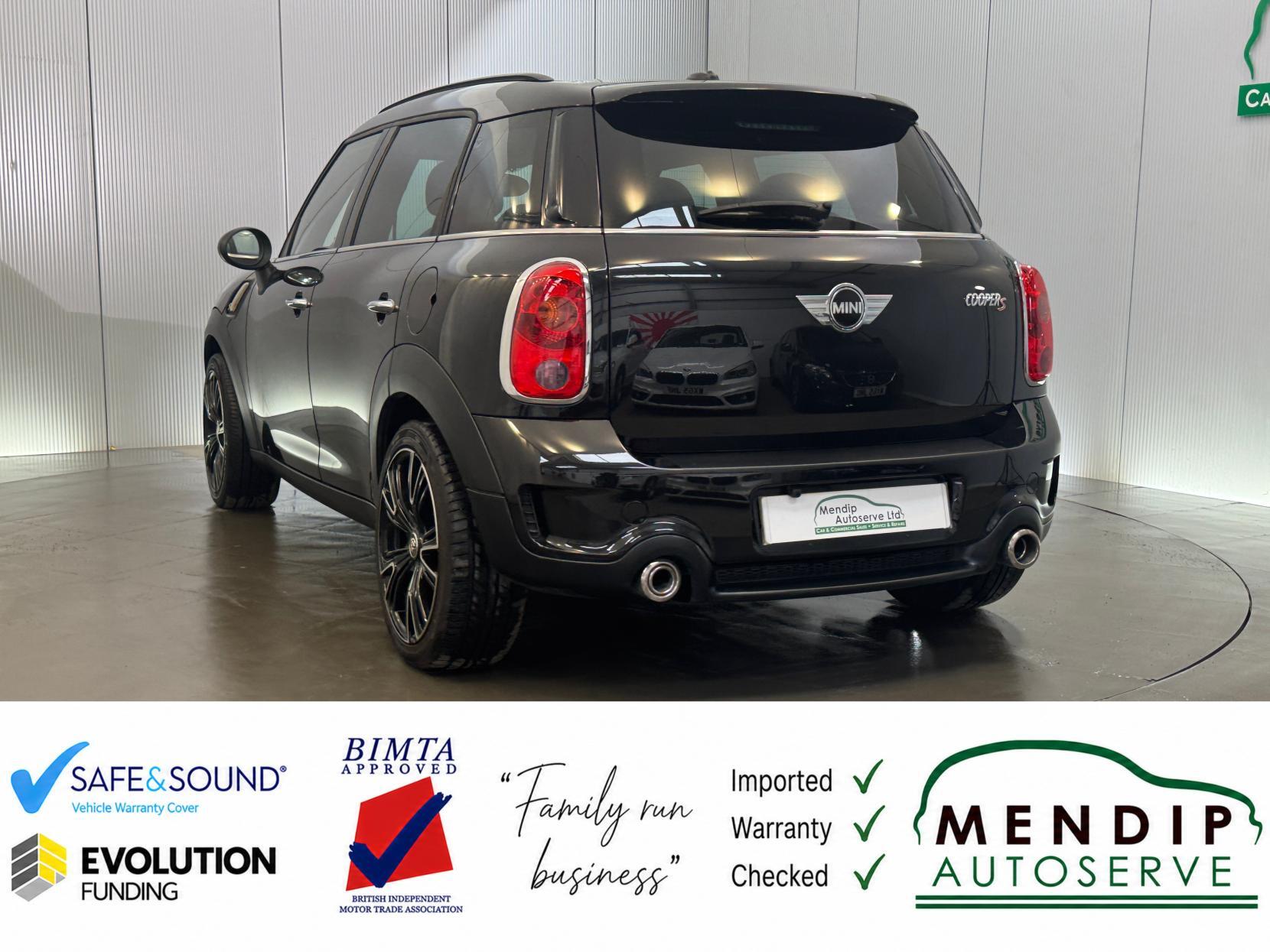 Mini Countryman view 18