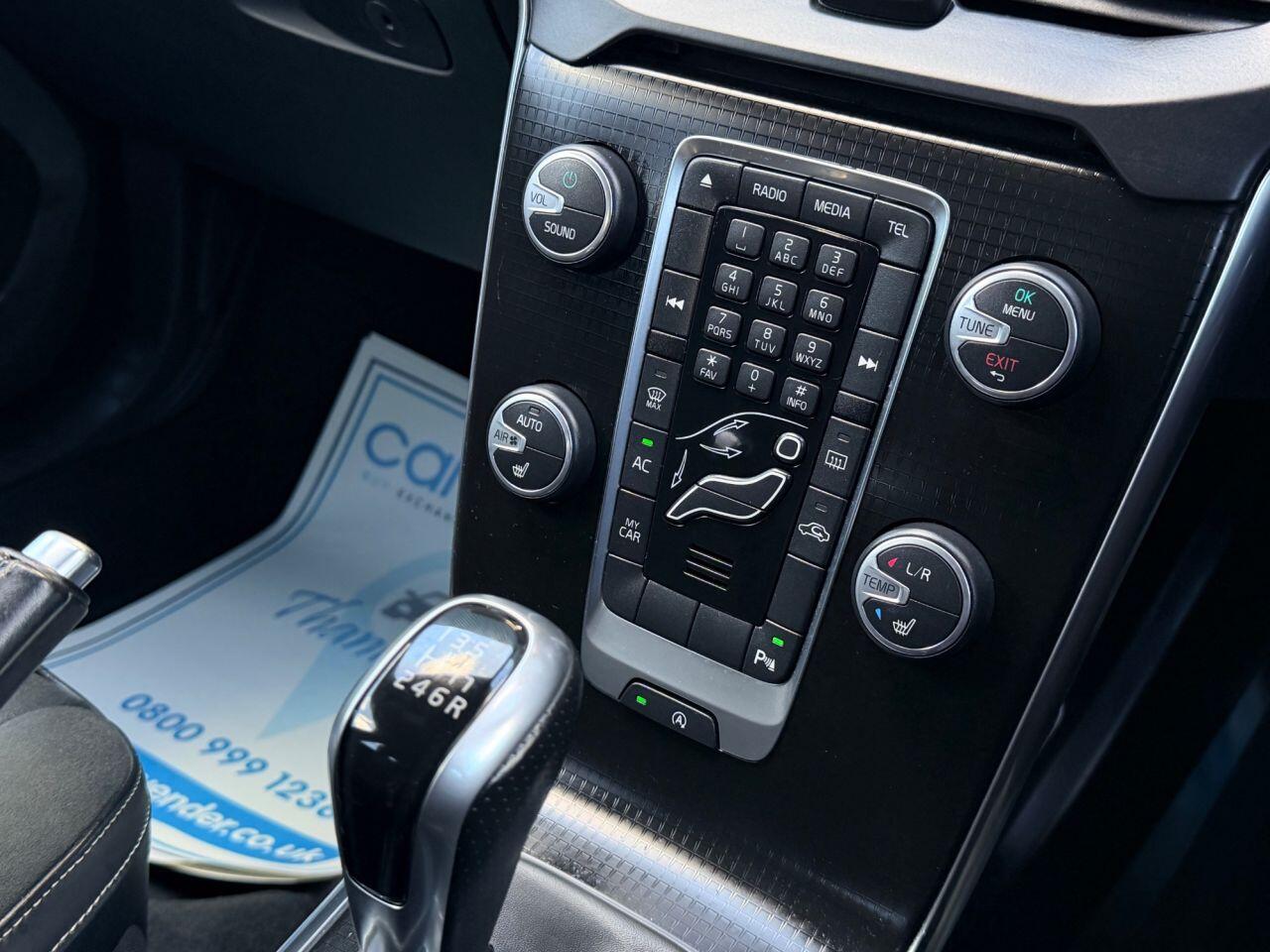 Volvo V40 view 34