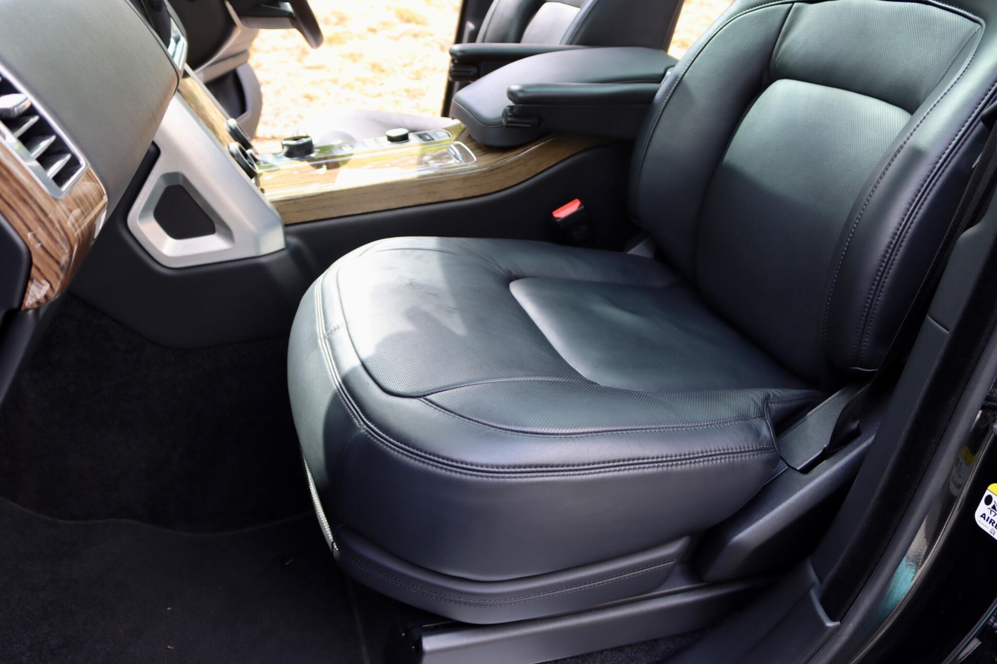 Land Rover Range Rover view 17