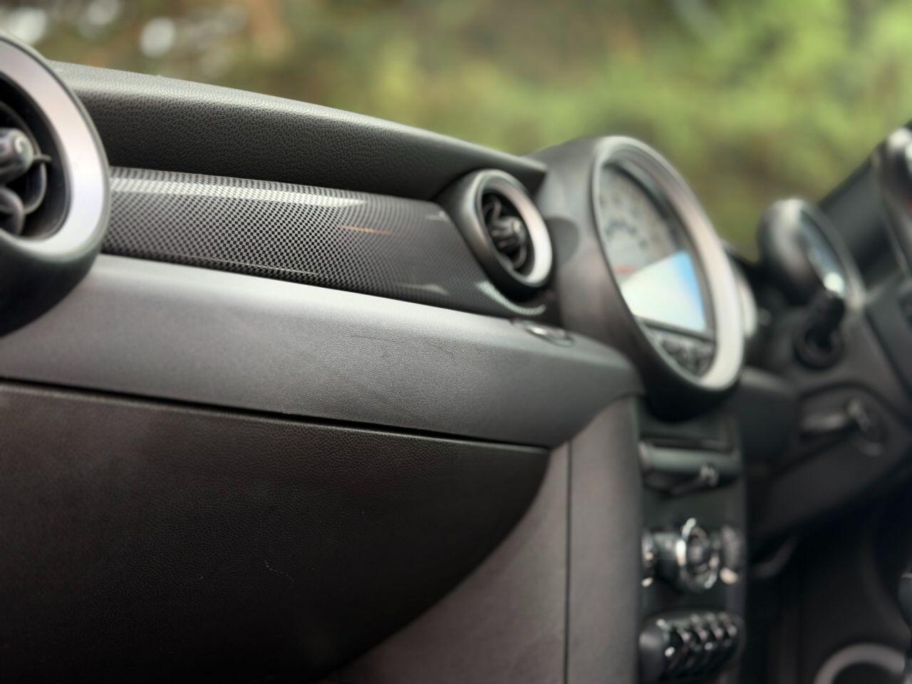 Mini Cooper view 97