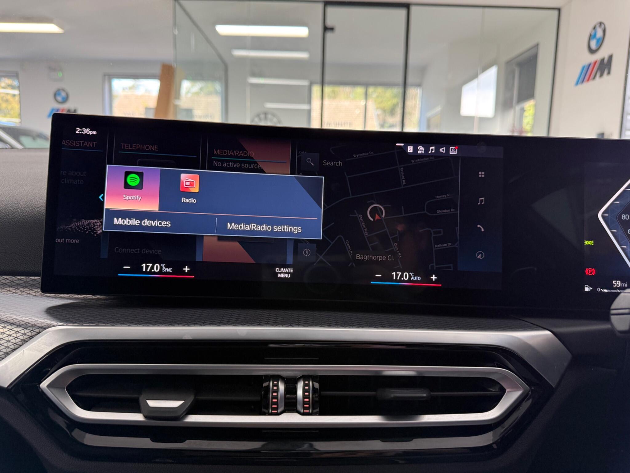 BMW 3 Series view 14