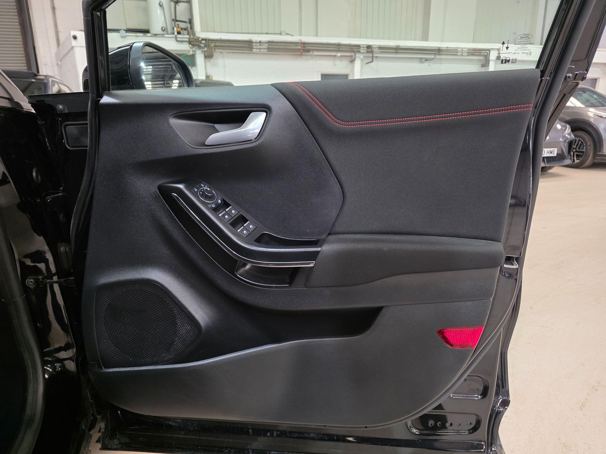 Ford Puma view 11