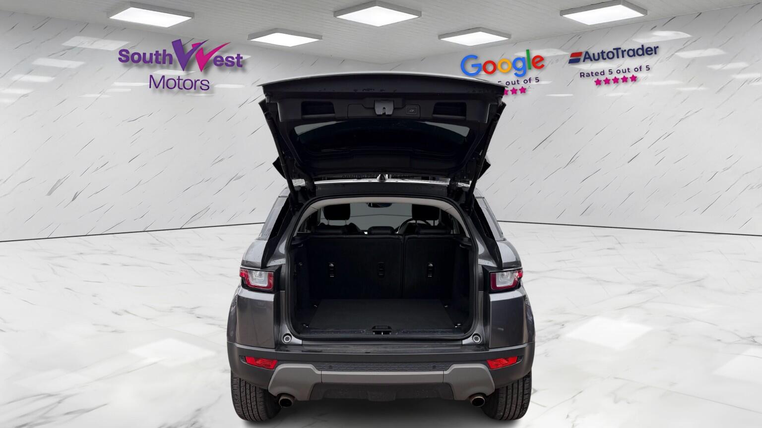 Land Rover Range Rover Evoque view 9