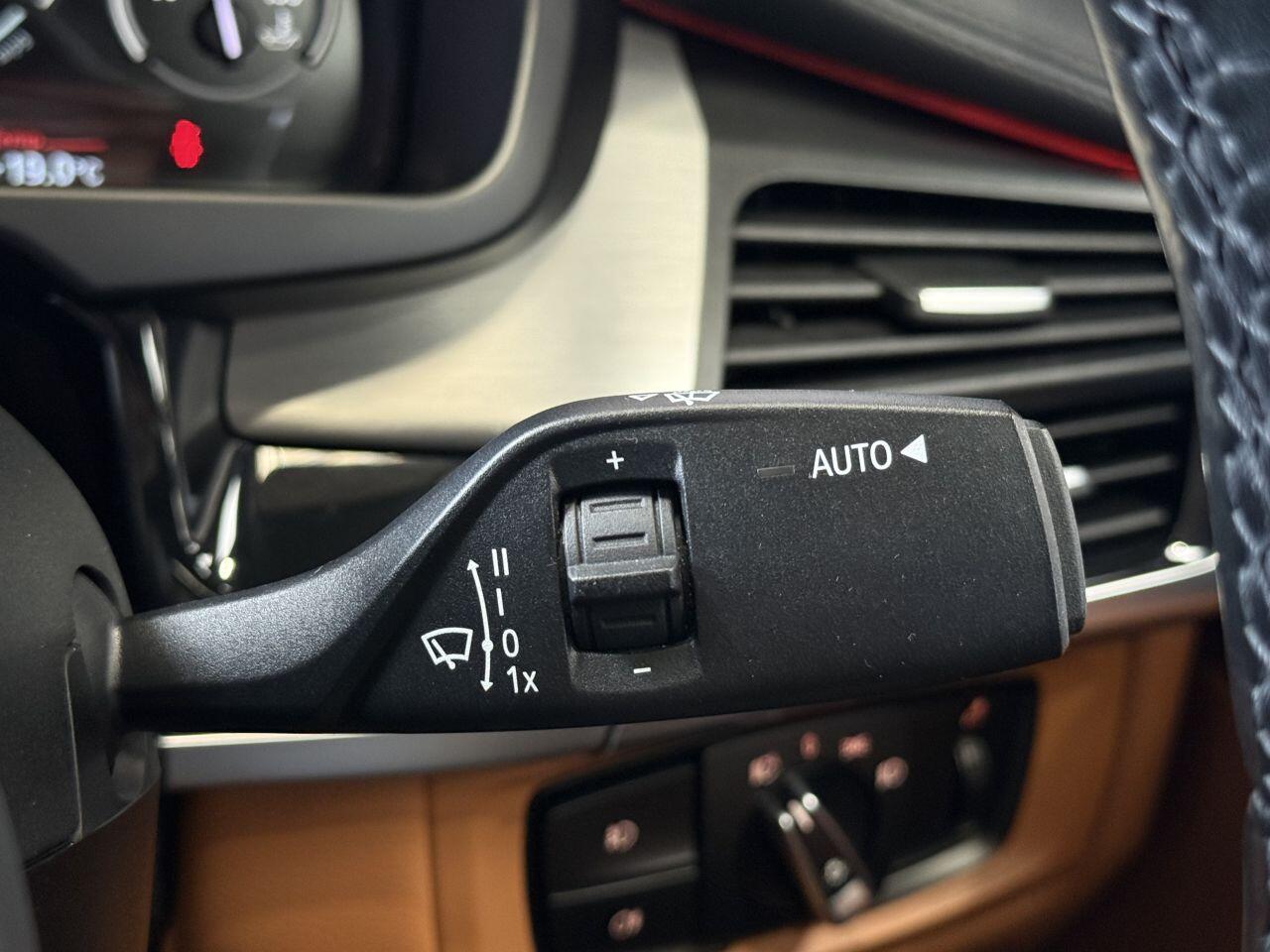 BMW X6 view 42