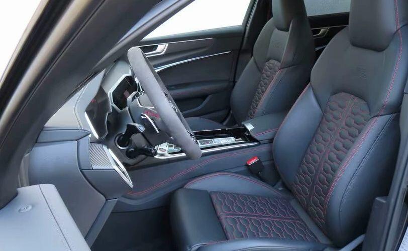 Audi RS6 view 9