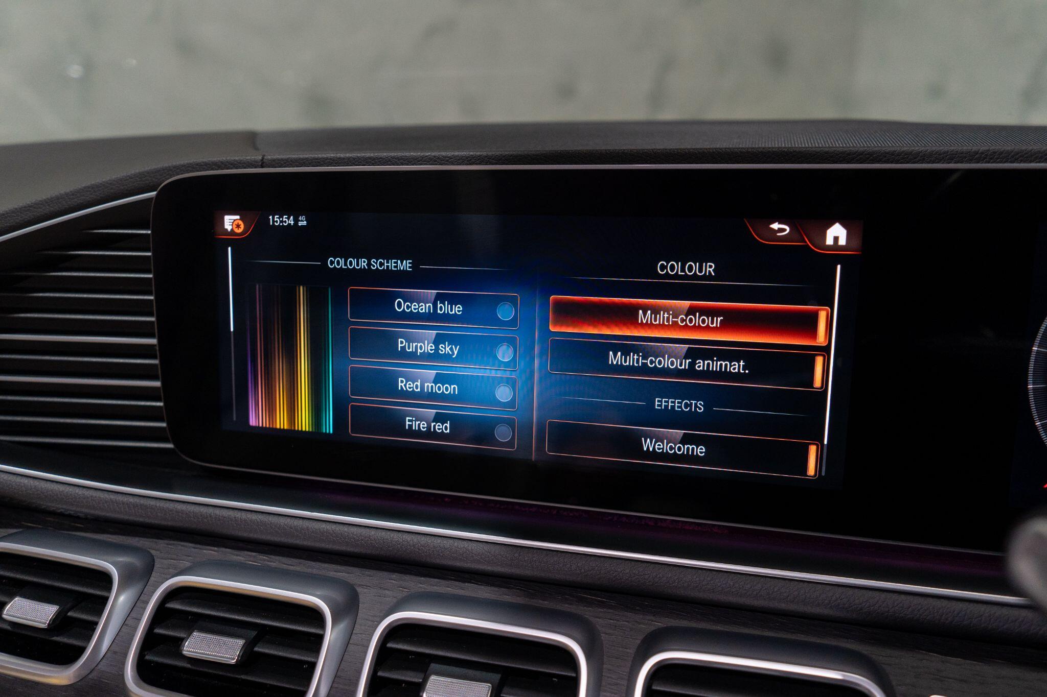 Mercedes-Benz GLS view 39