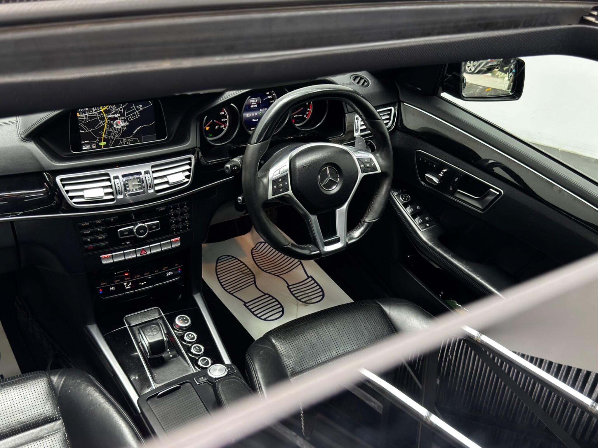 Mercedes-Benz E-Class view 25