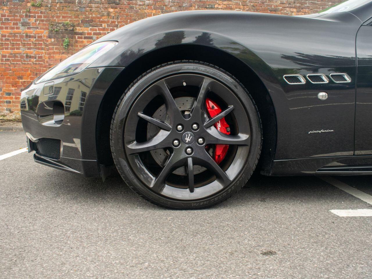 Maserati Grancabrio view 20