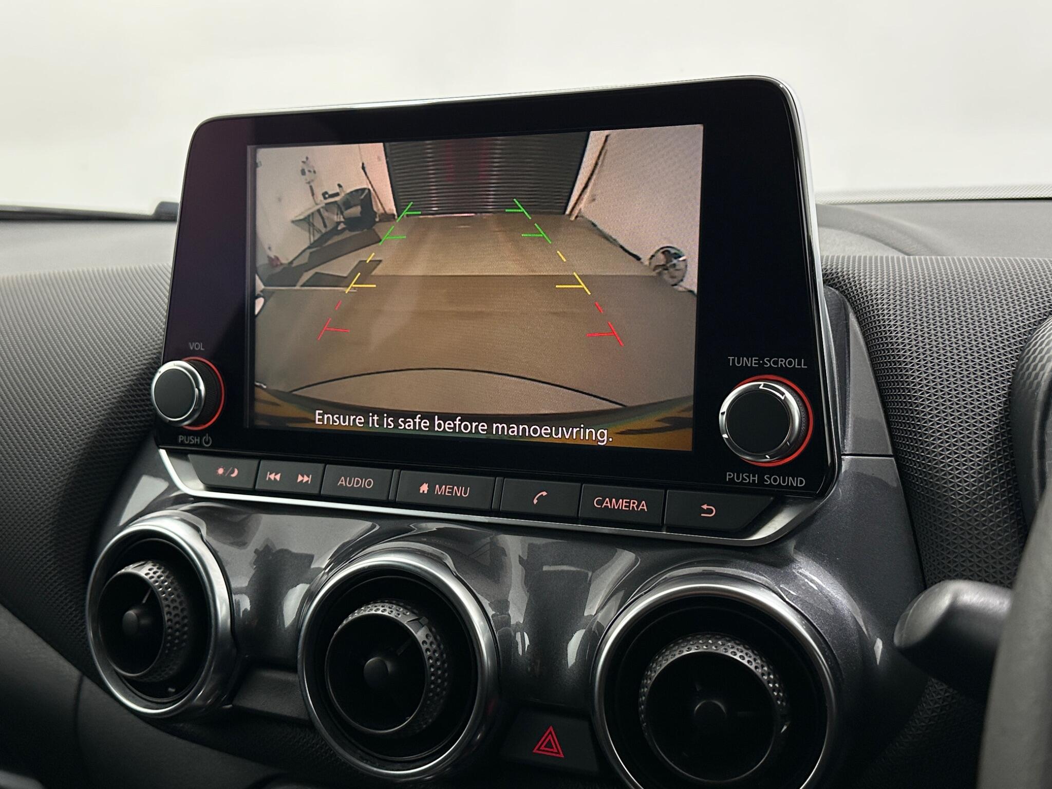 Nissan Juke view 21