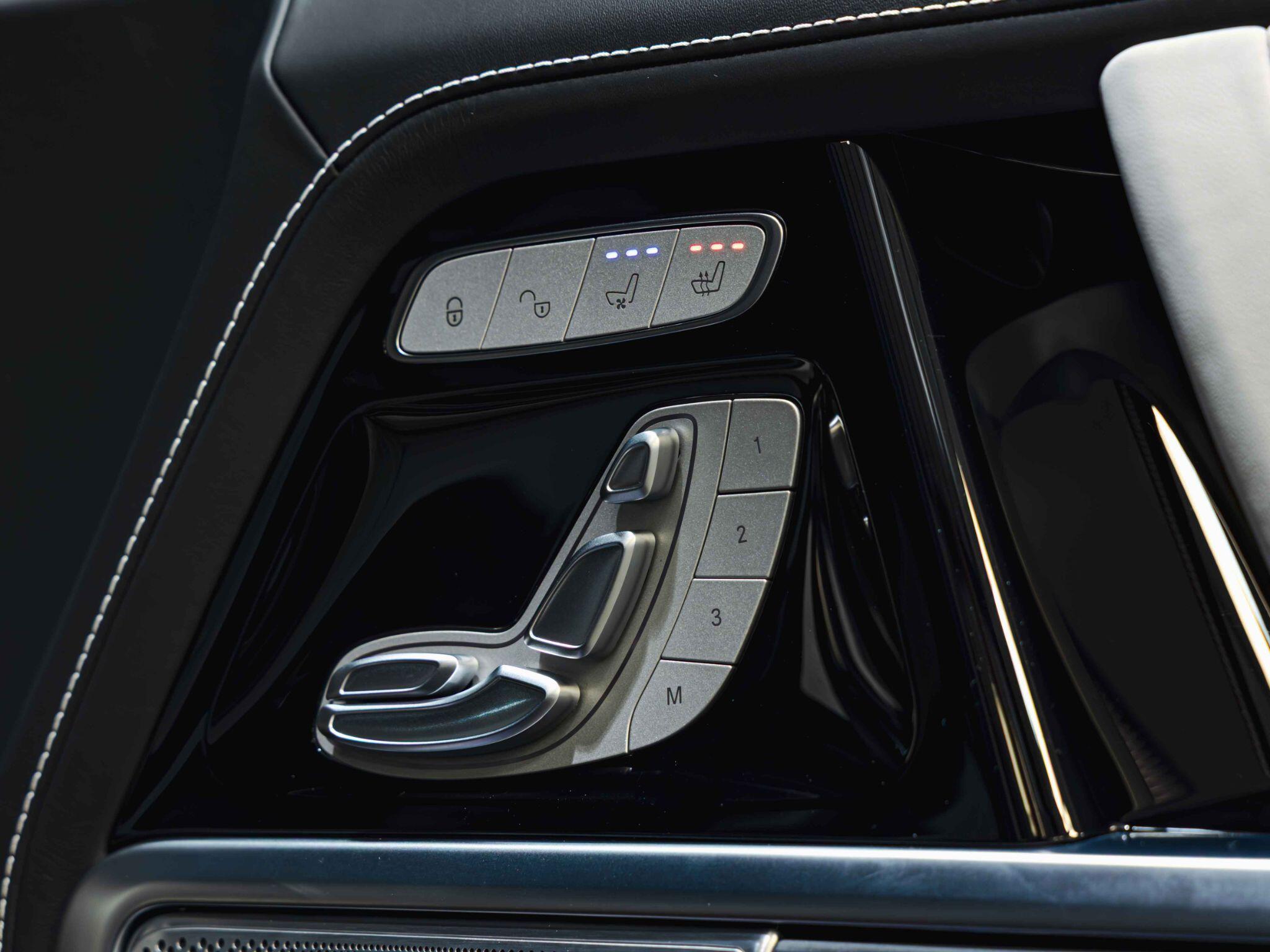 Mercedes-Benz G Class view 28