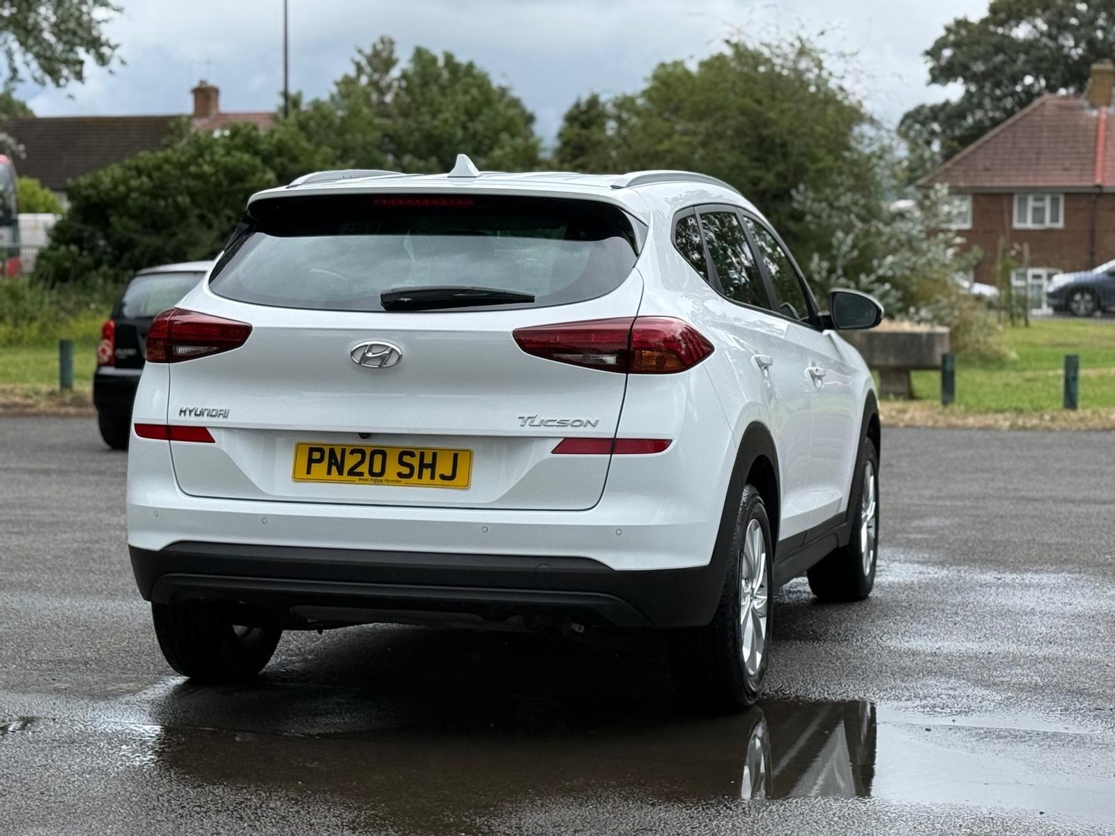 Hyundai Tucson view 18
