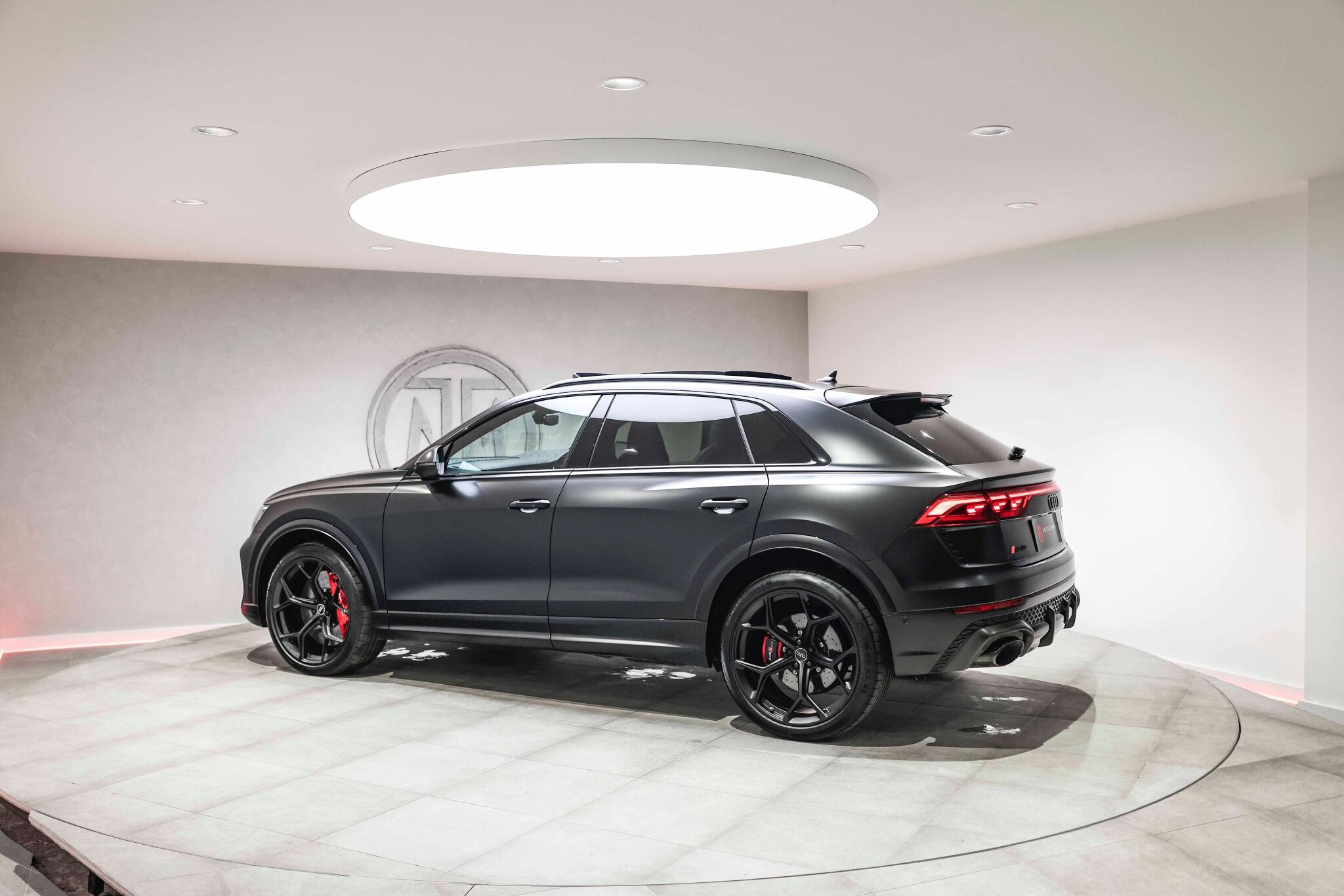 Audi RSQ8 view 30