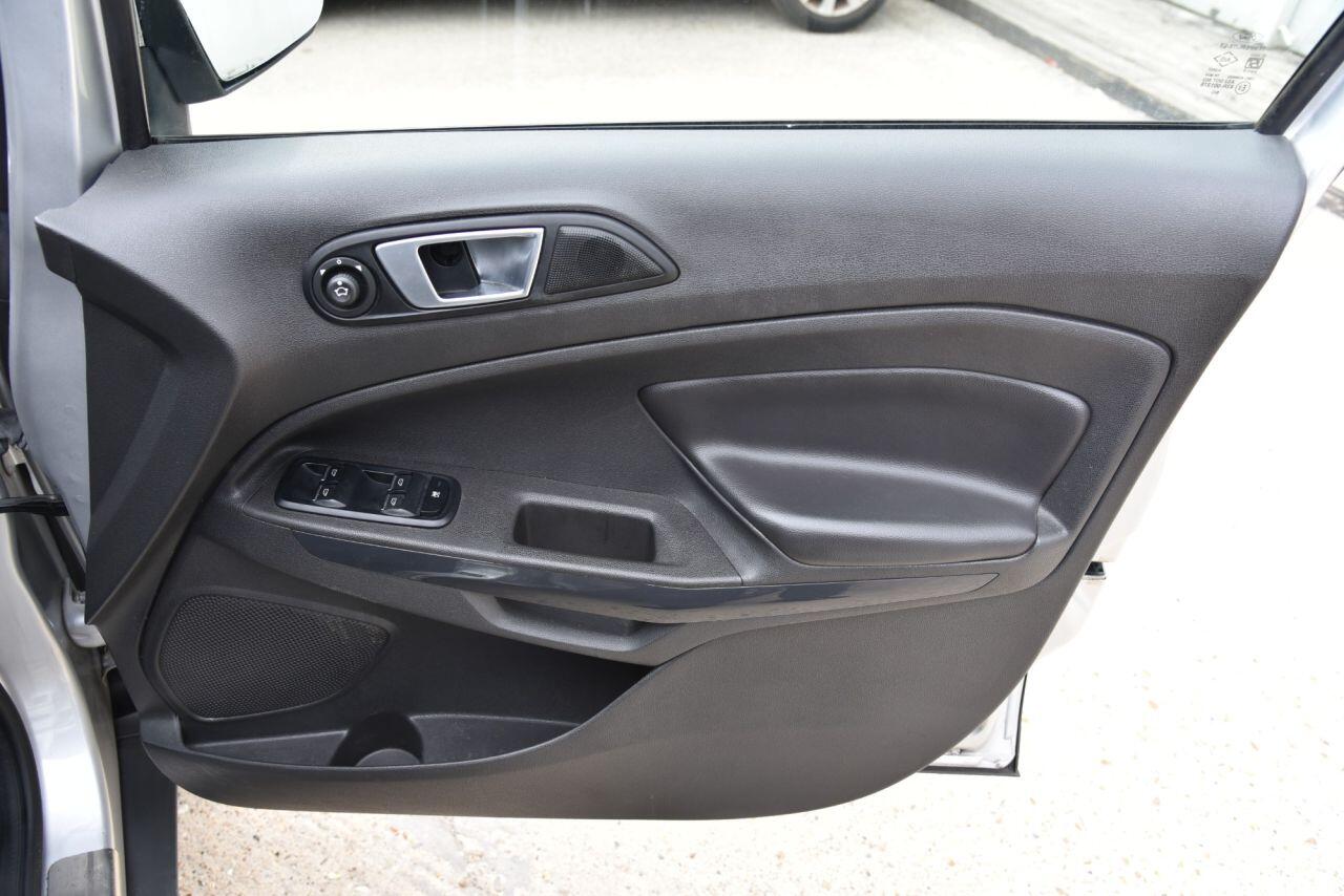 Ford Ecosport view 47