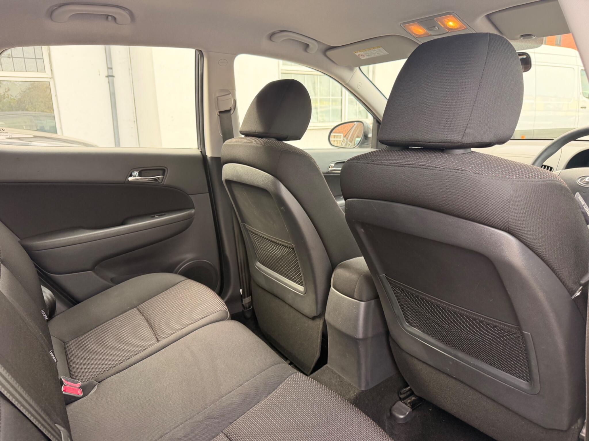 Hyundai I30 view 18